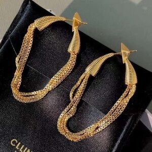 - 18K Gp   Chain dangle  earrings